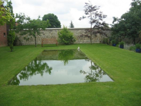 Гостиница Le Clos Xavianne  Рибекур-Ла-Тур